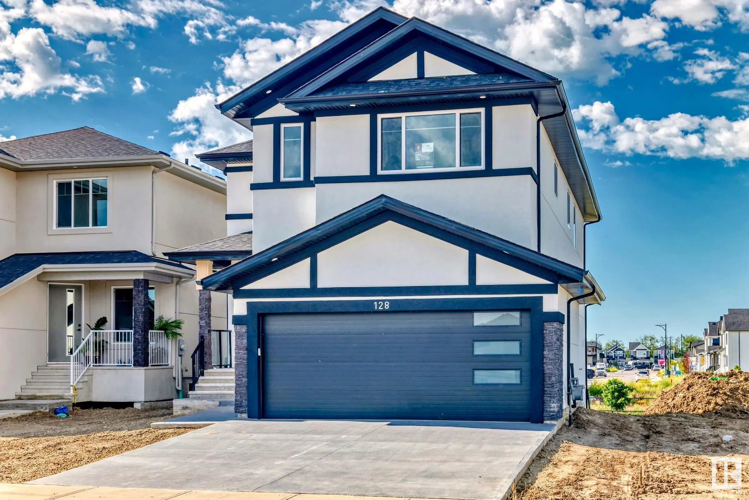 128 EDGEWATER Circle