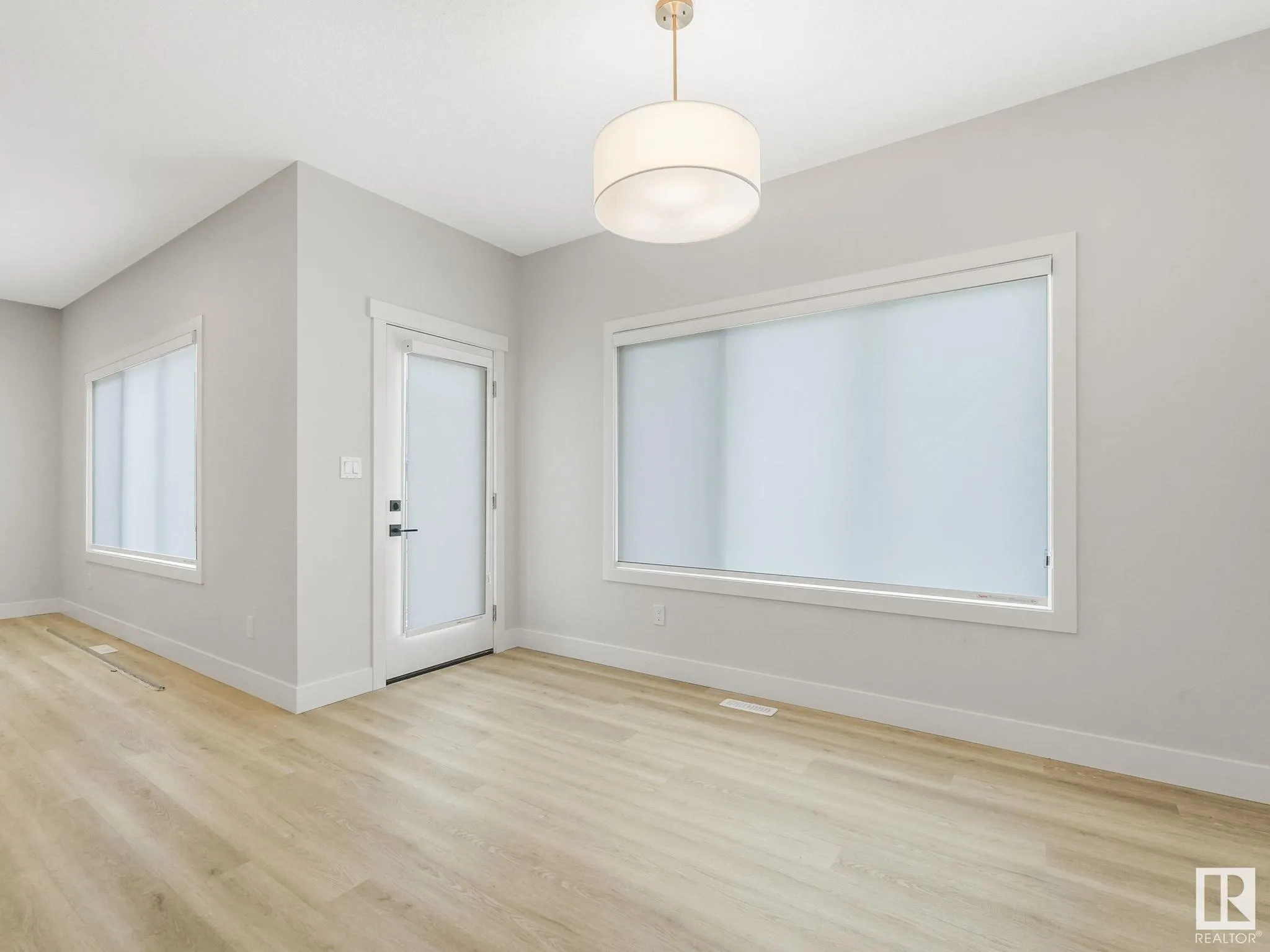 100 Edgefield Way