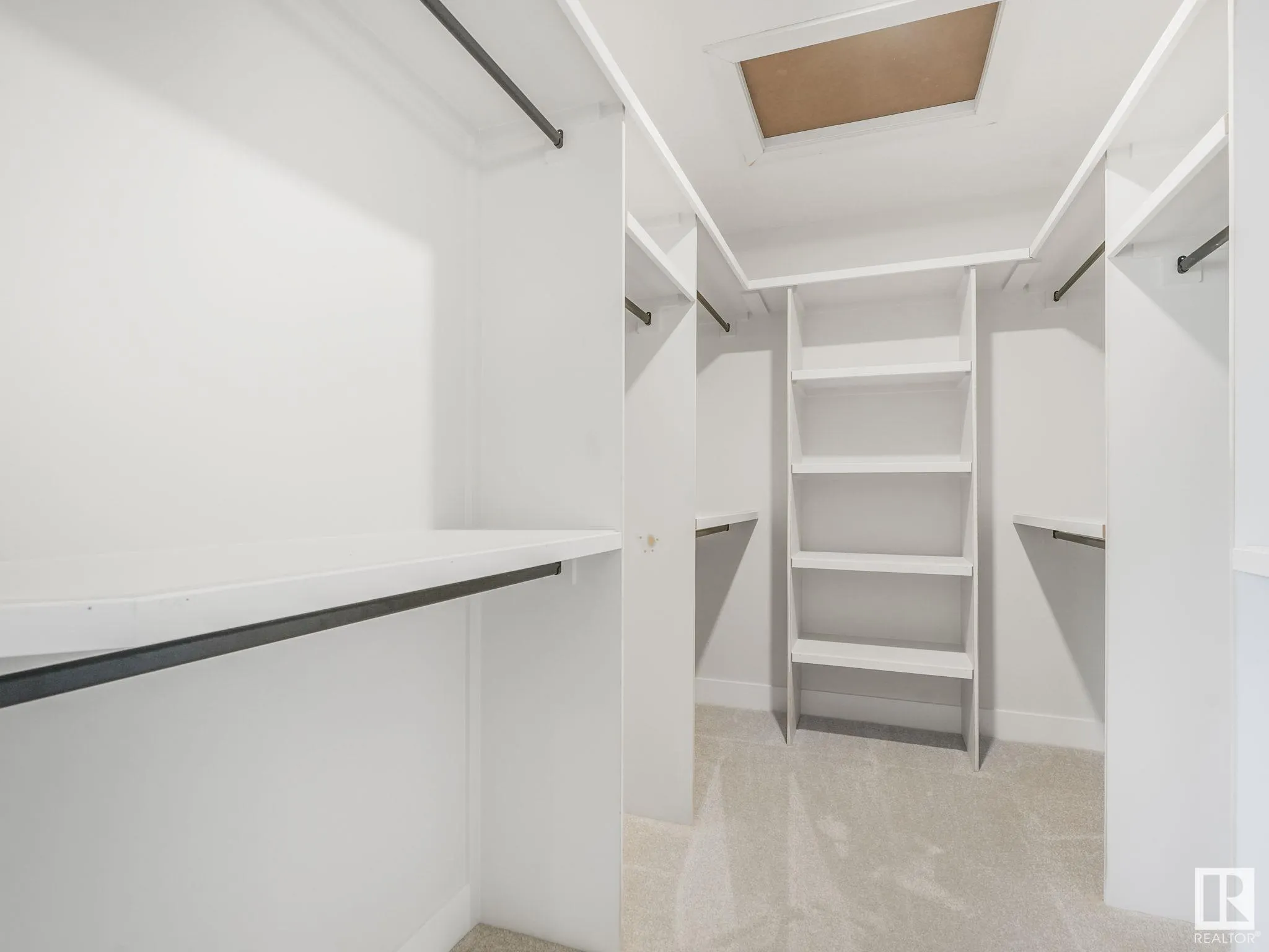 100 Edgefield Way