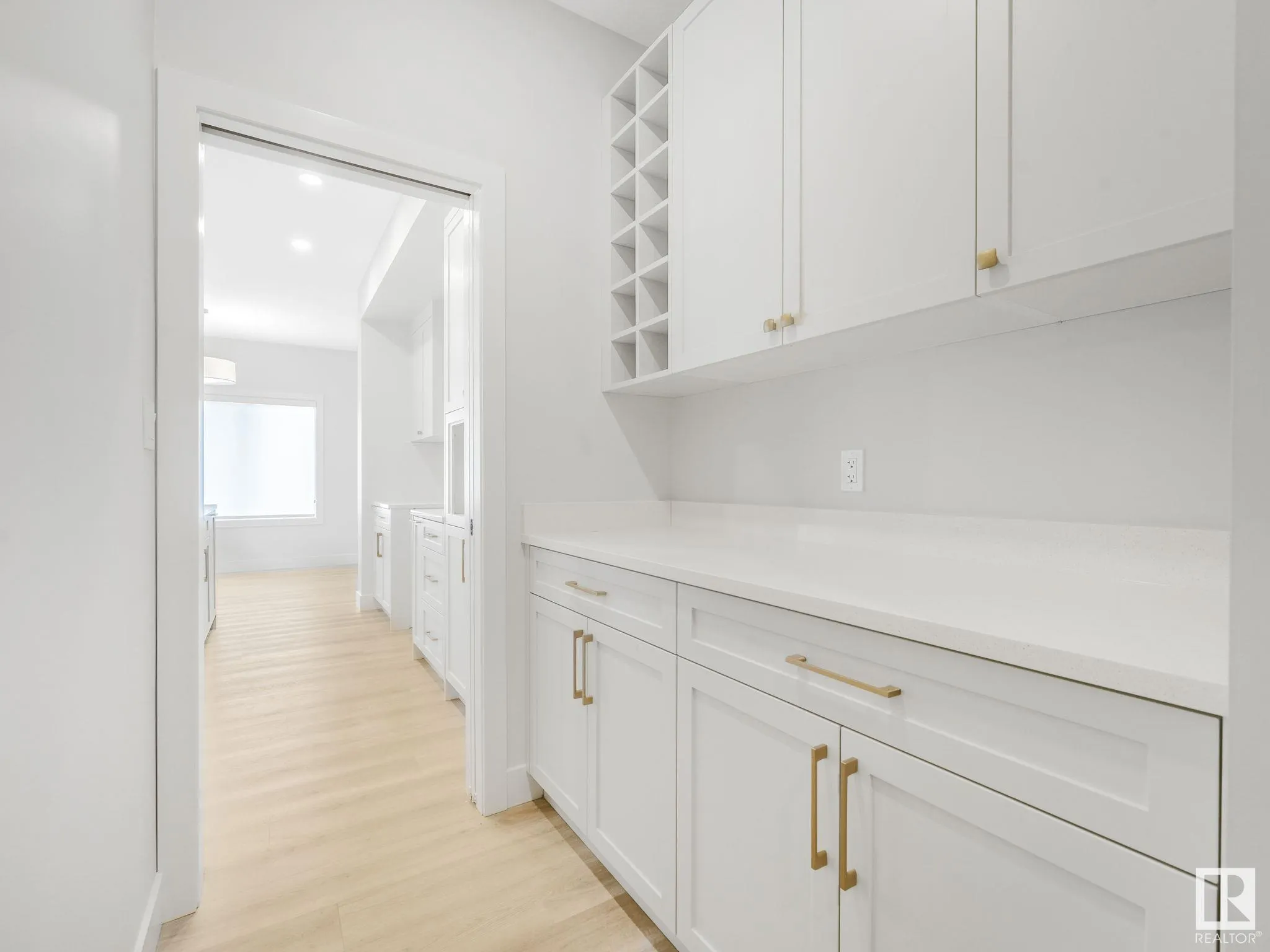 100 Edgefield Way