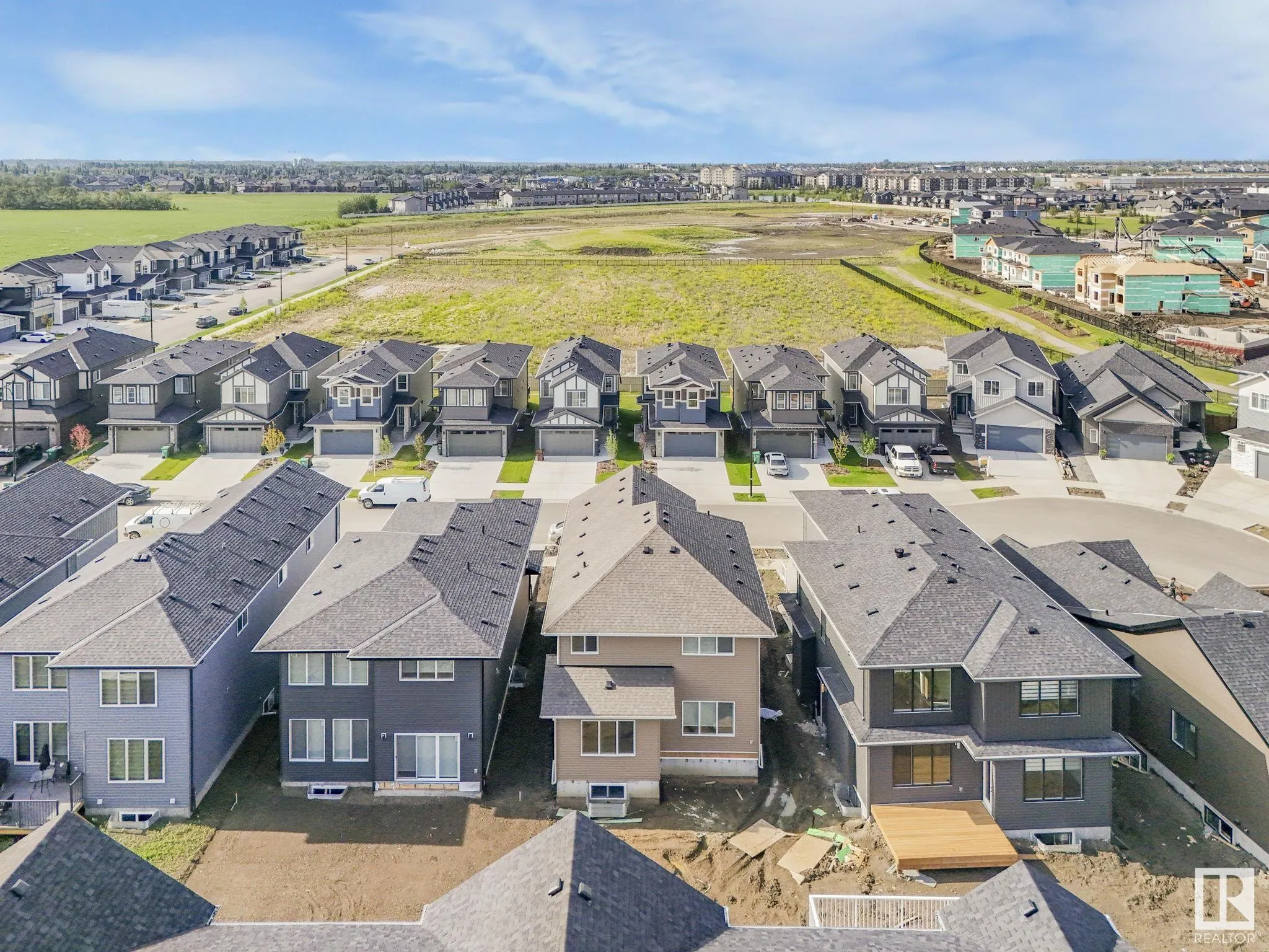 100 Edgefield Way