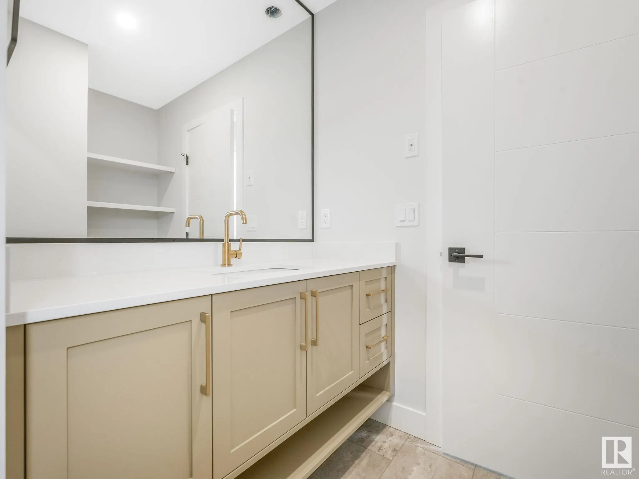 100 Edgefield Way