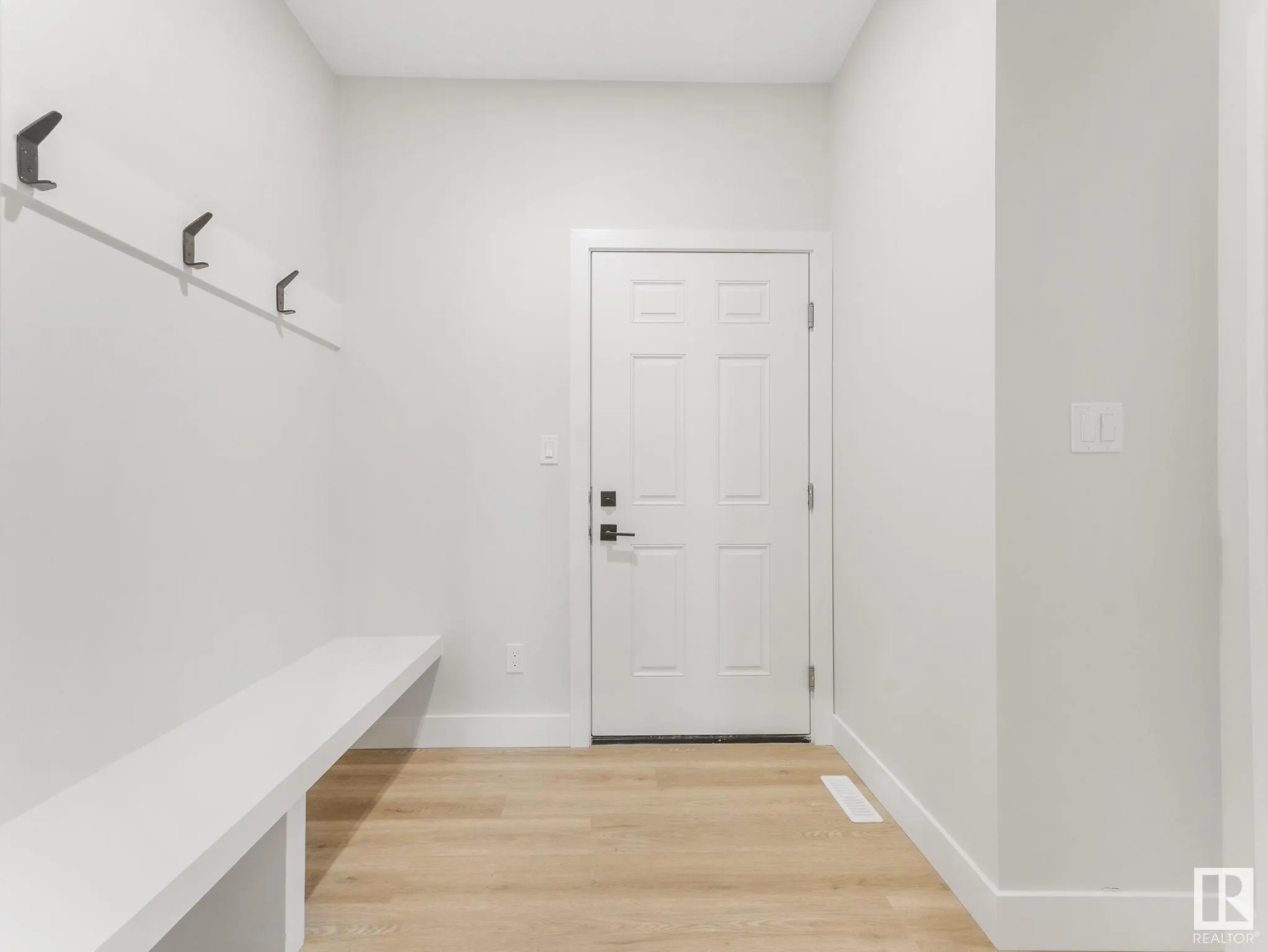 100 Edgefield Way