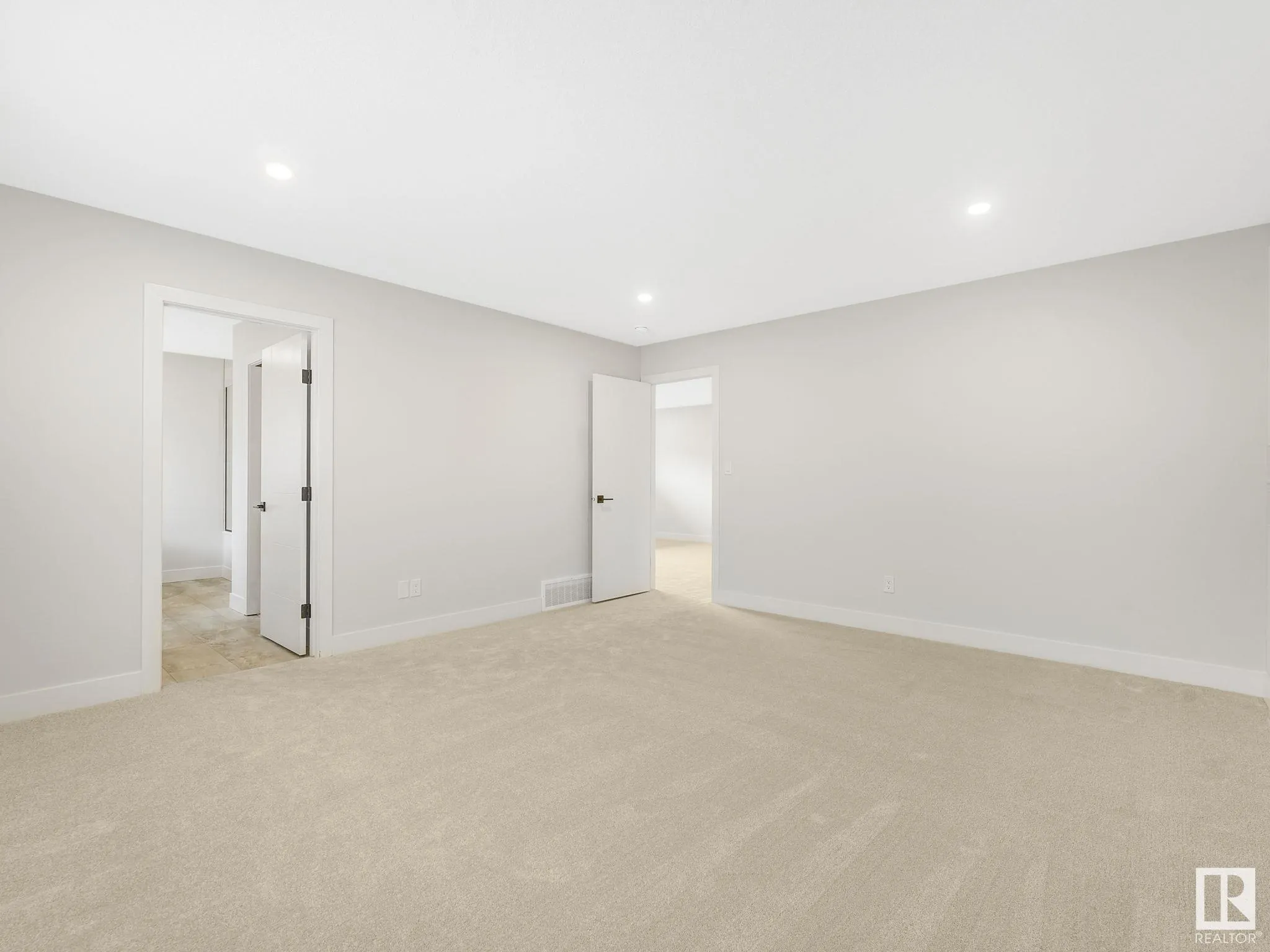 100 Edgefield Way