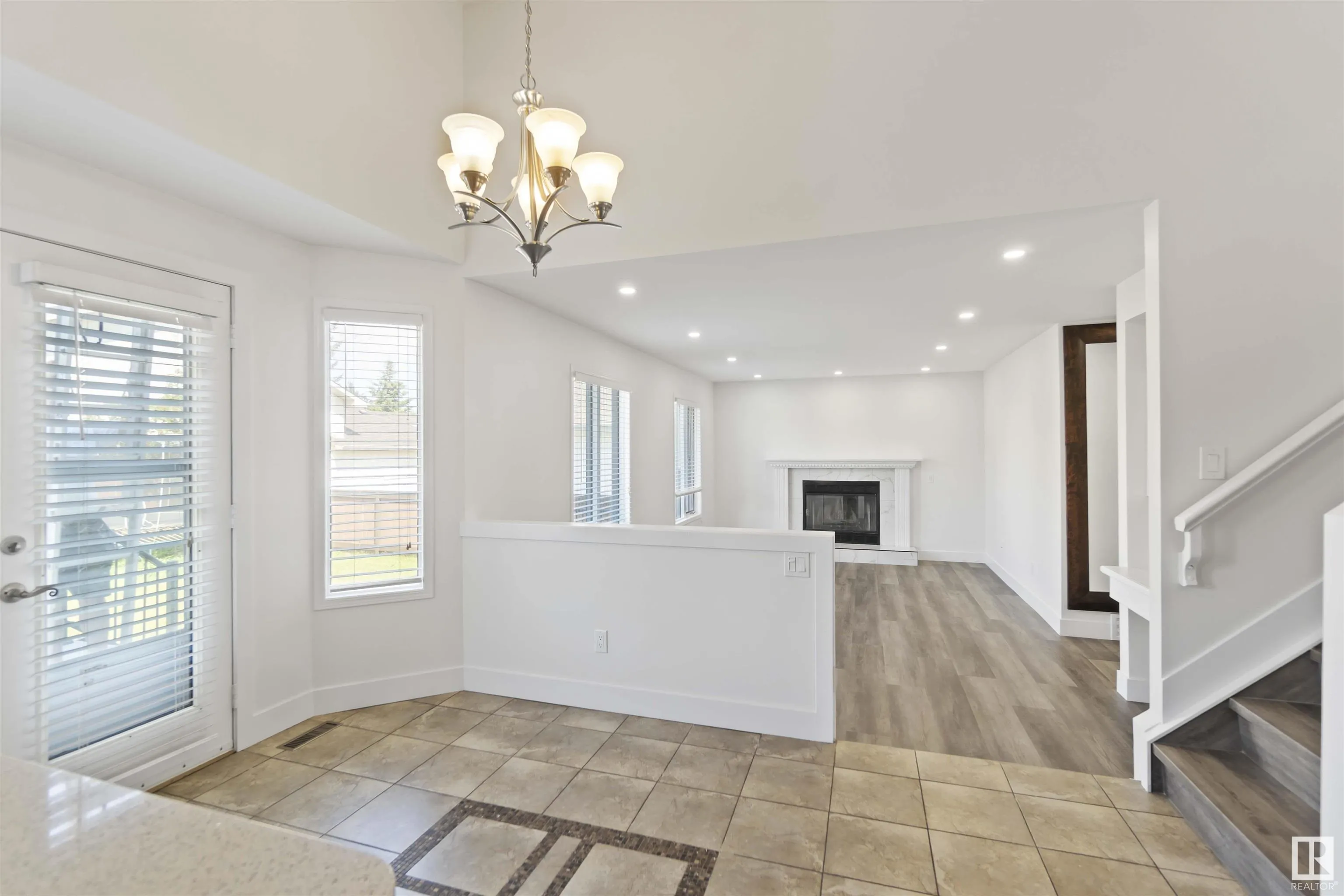 31 DEER RIDGE Drive