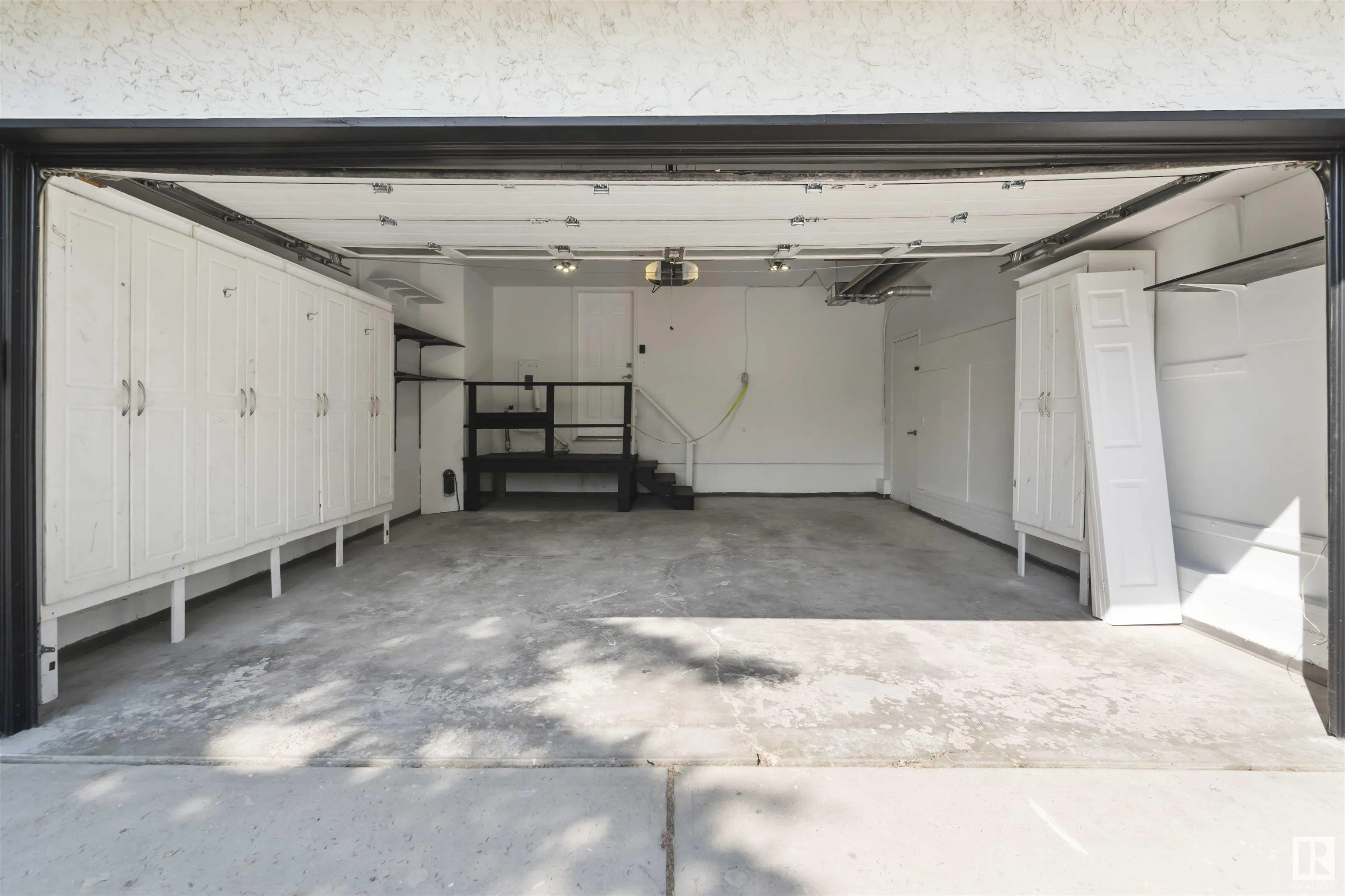 31 DEER RIDGE Drive