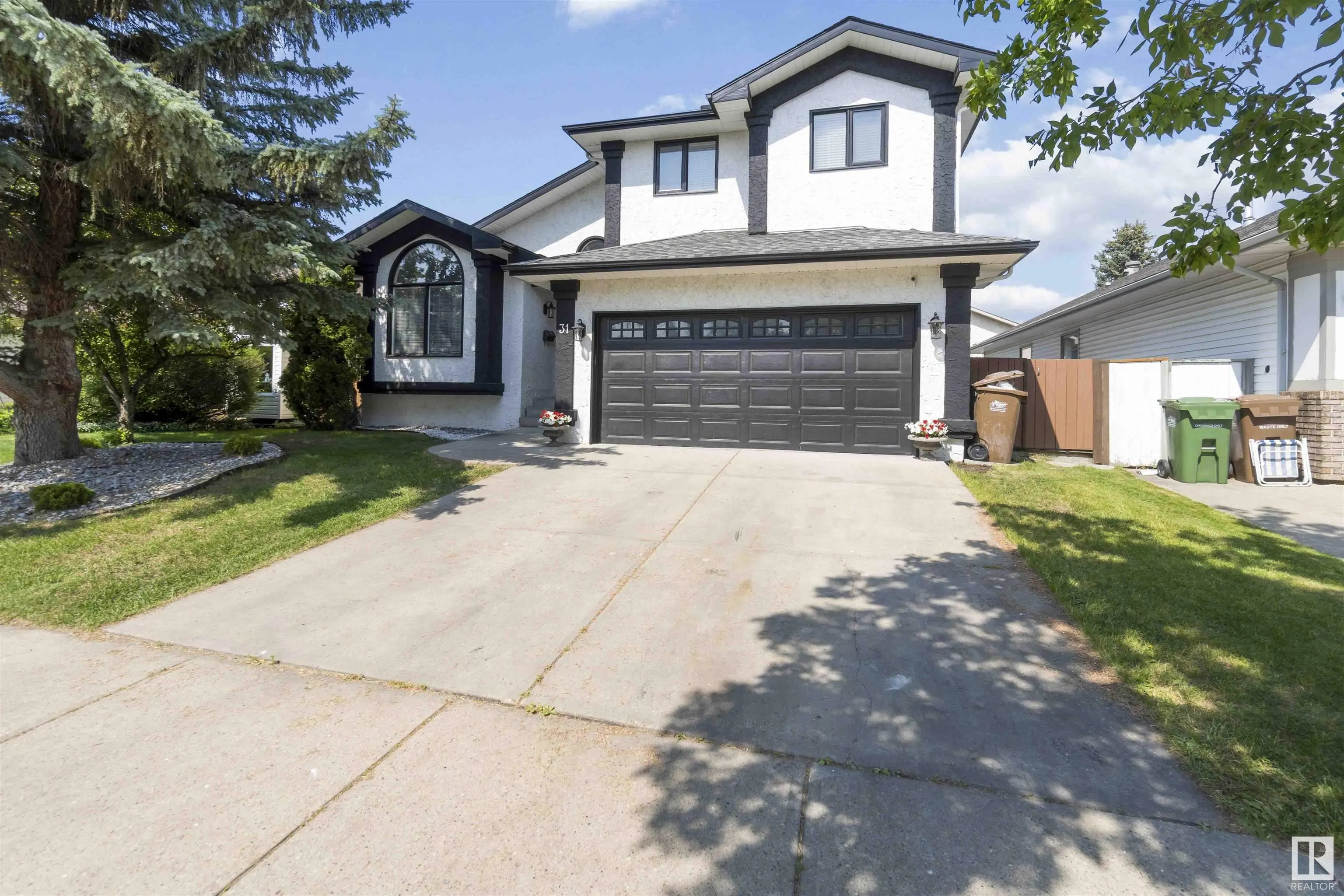31 DEER RIDGE Drive