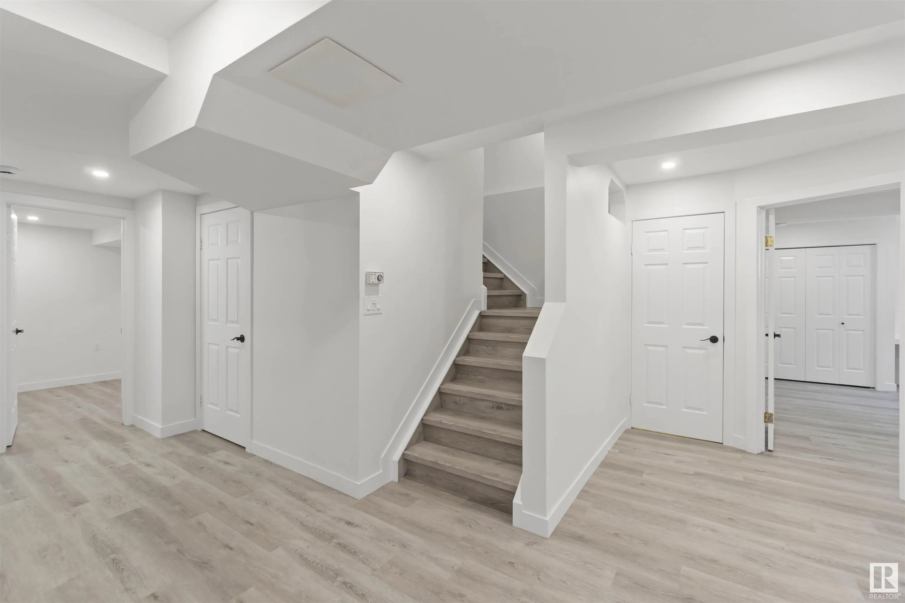 31 DEER RIDGE Drive