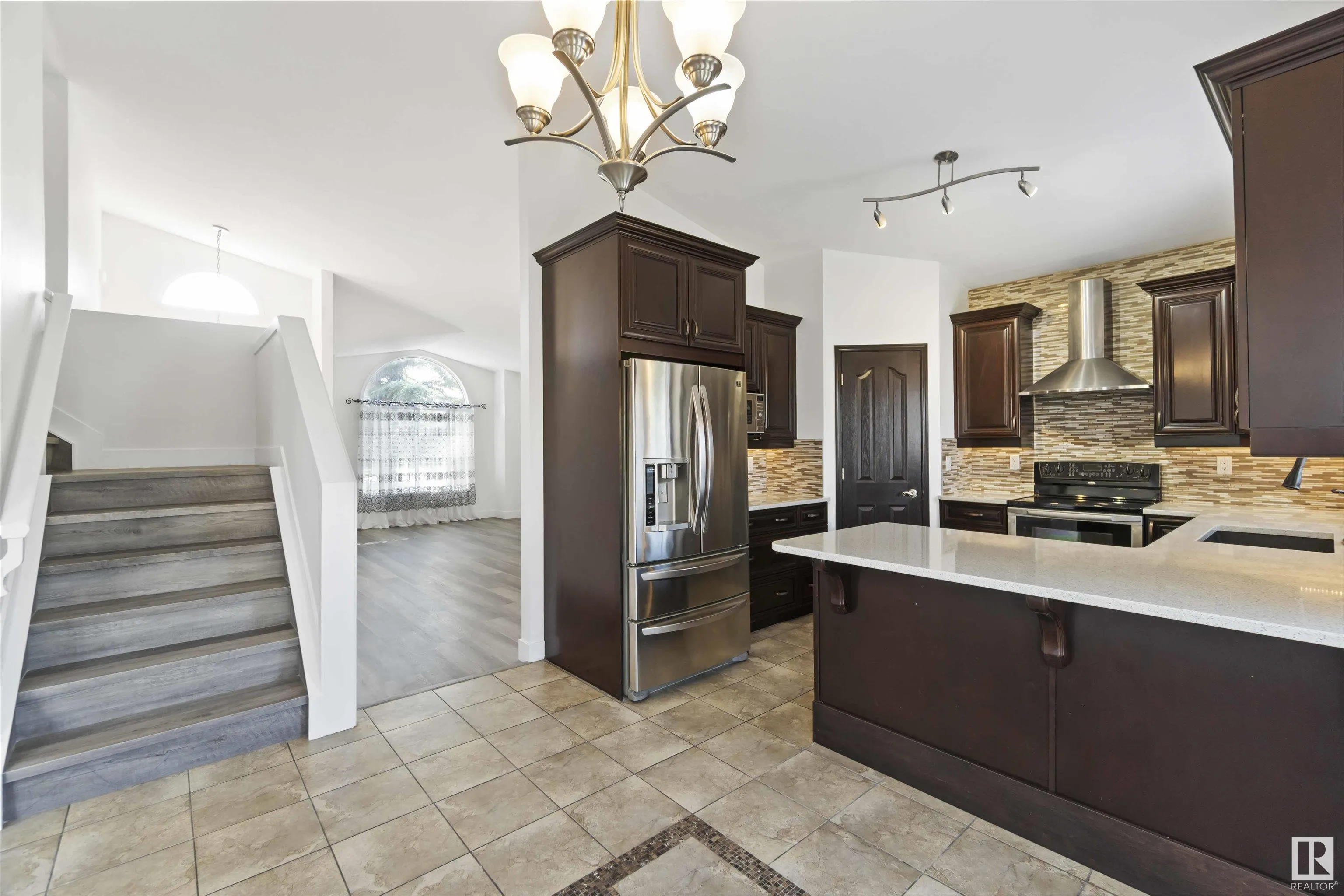 31 DEER RIDGE Drive