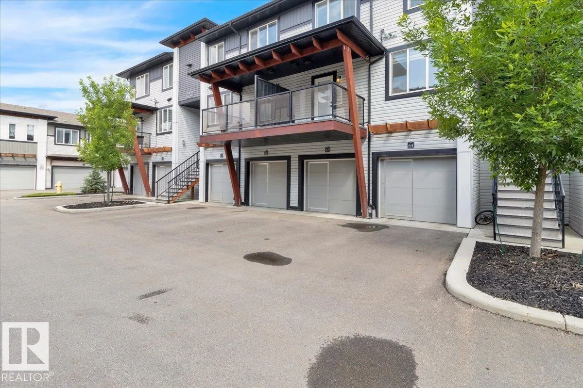 446 ALLARD Boulevard
