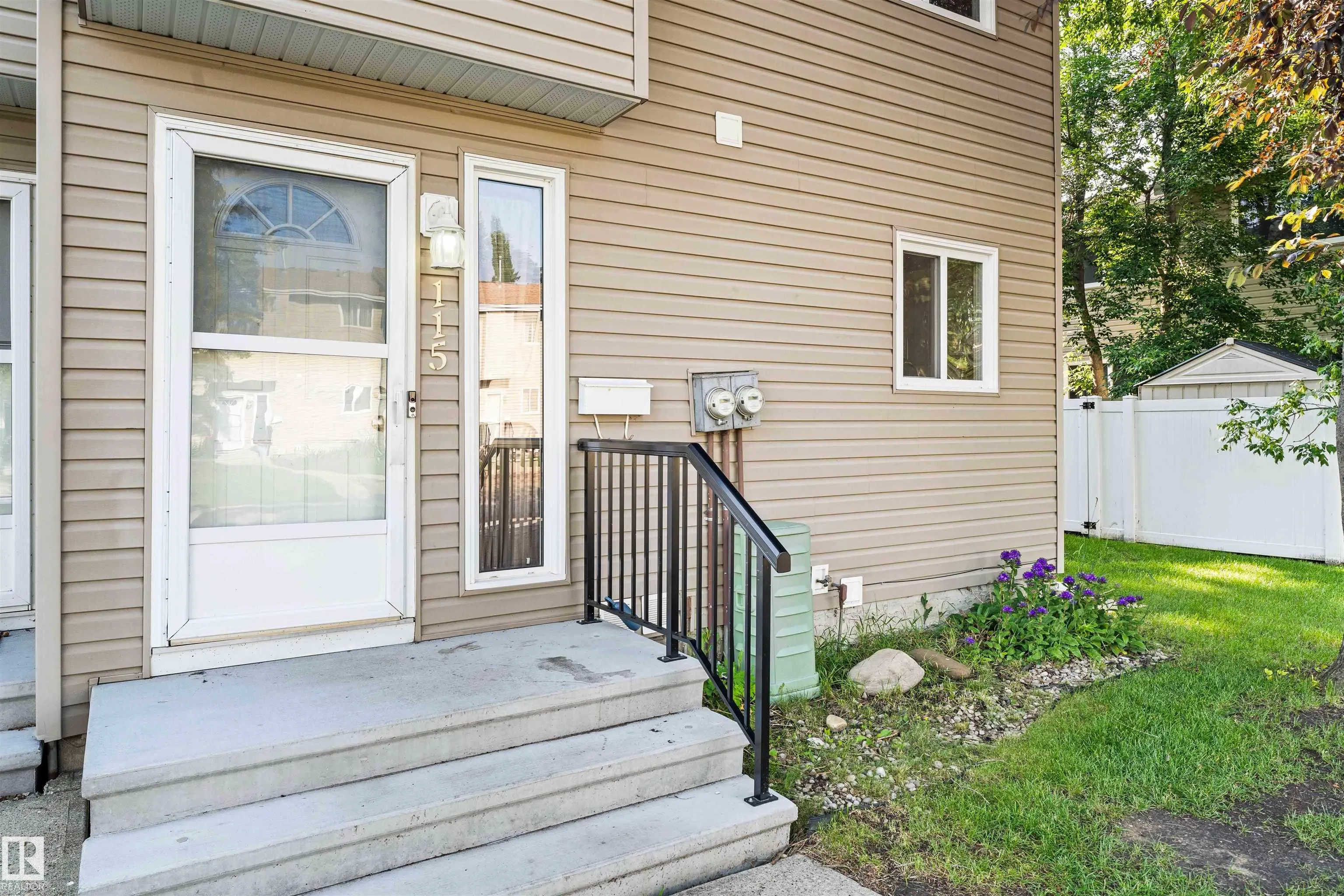 87 BROOKWOOD Drive