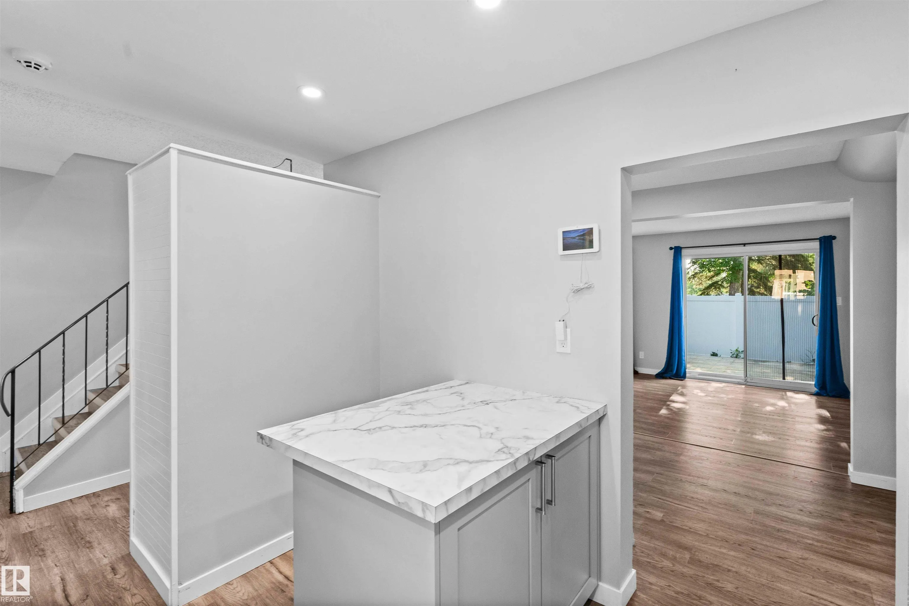 87 BROOKWOOD Drive