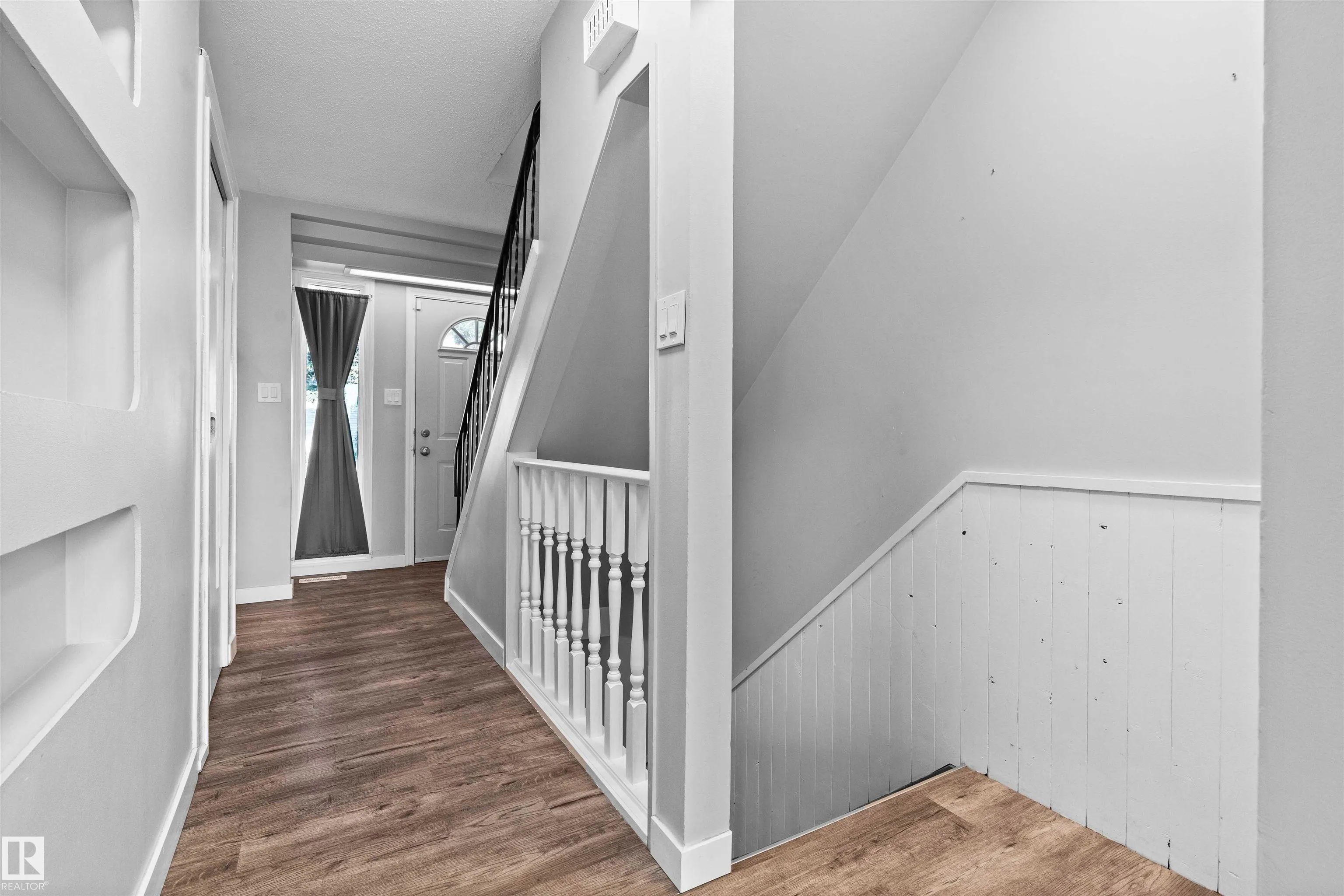 87 BROOKWOOD Drive