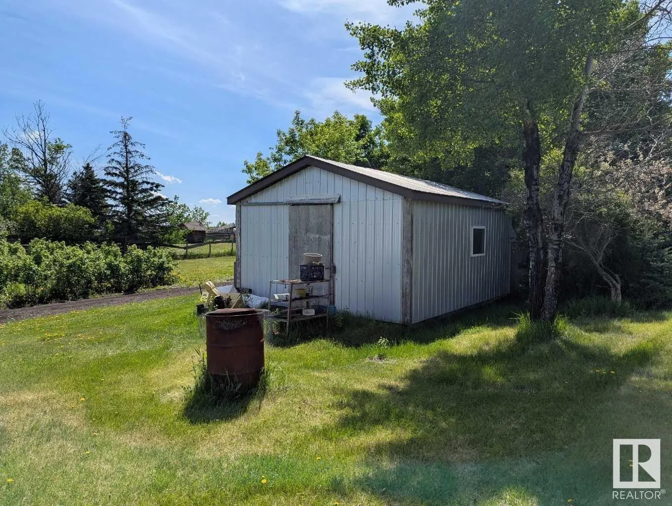 207 Township Road 484 E