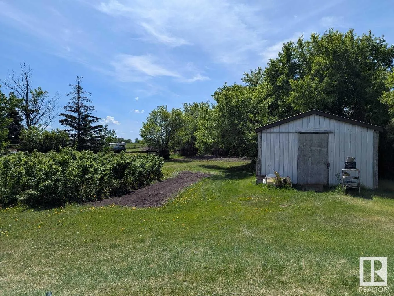 207 Township Road 484 E