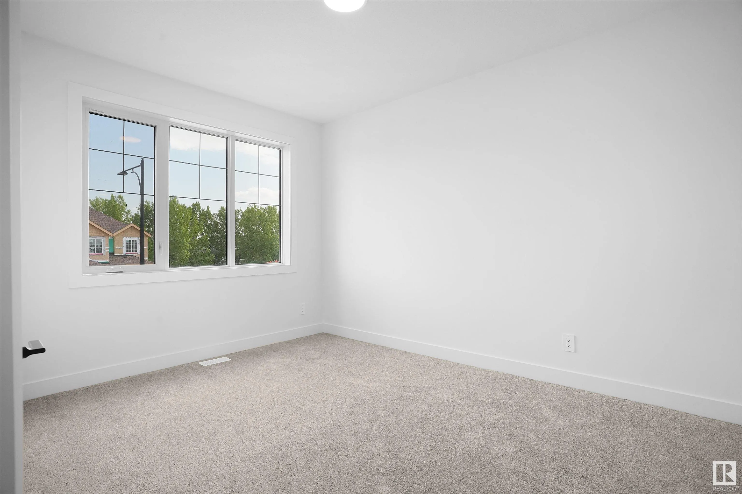 4685 Chegwin Wynd