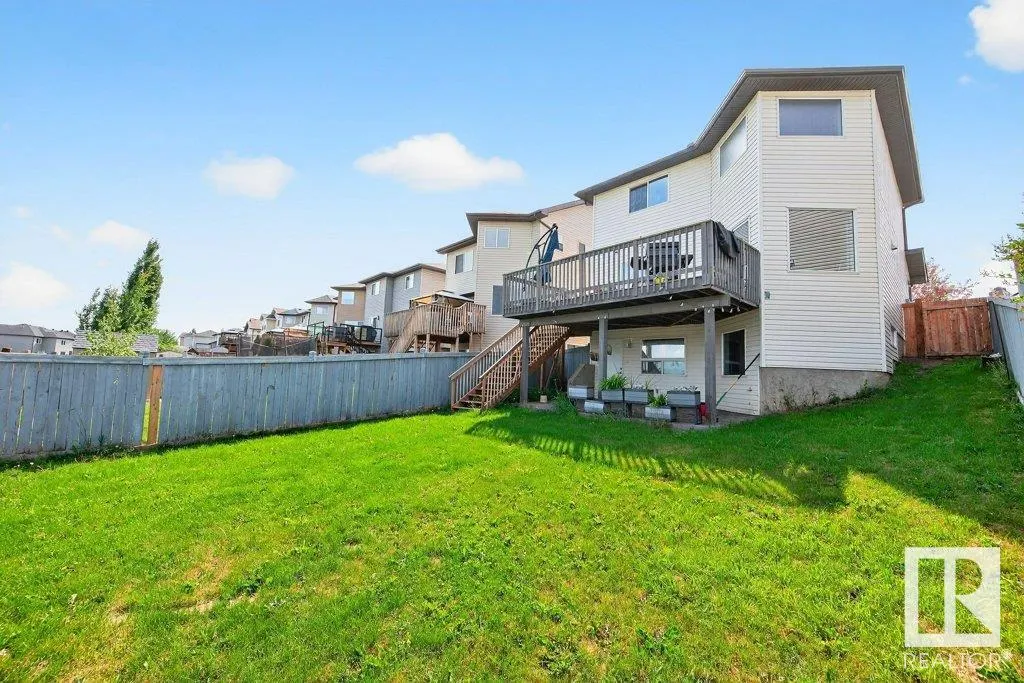 92 Greystone Crescent