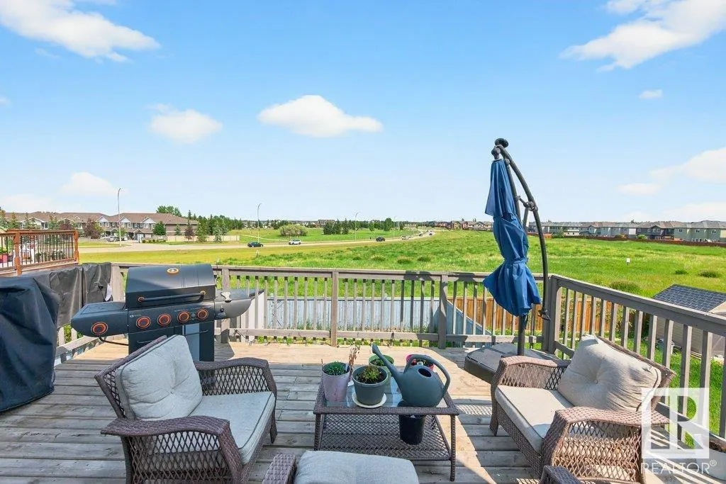 92 Greystone Crescent