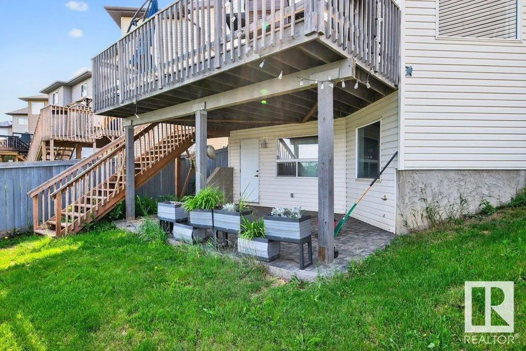 92 Greystone Crescent