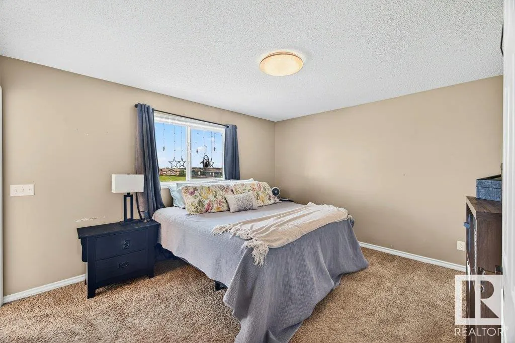 92 Greystone Crescent