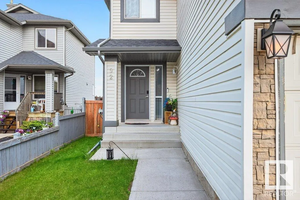 92 Greystone Crescent