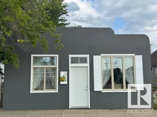 4911 50 Street