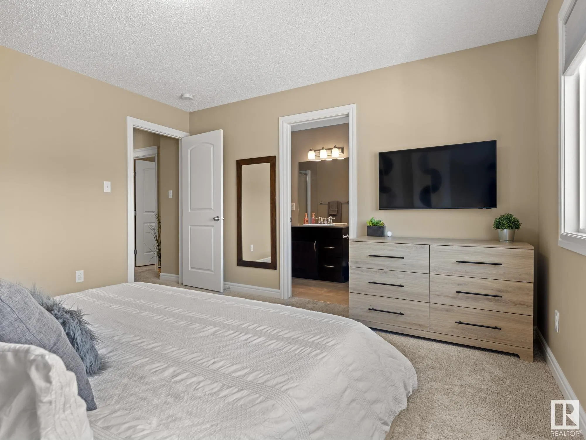61 SUMAC Lane