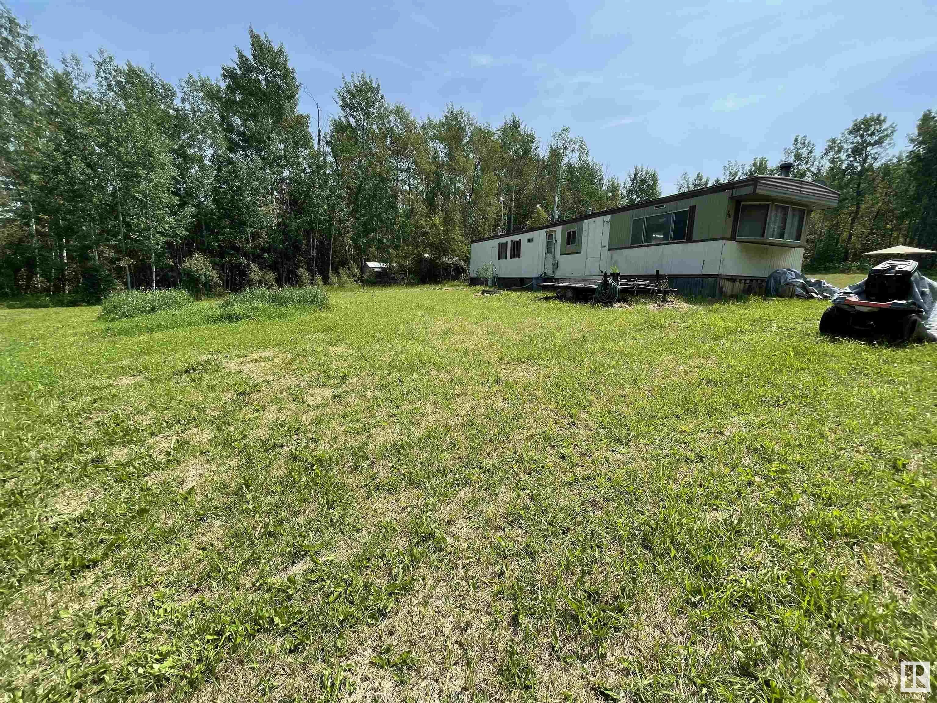 453041 HWY 771