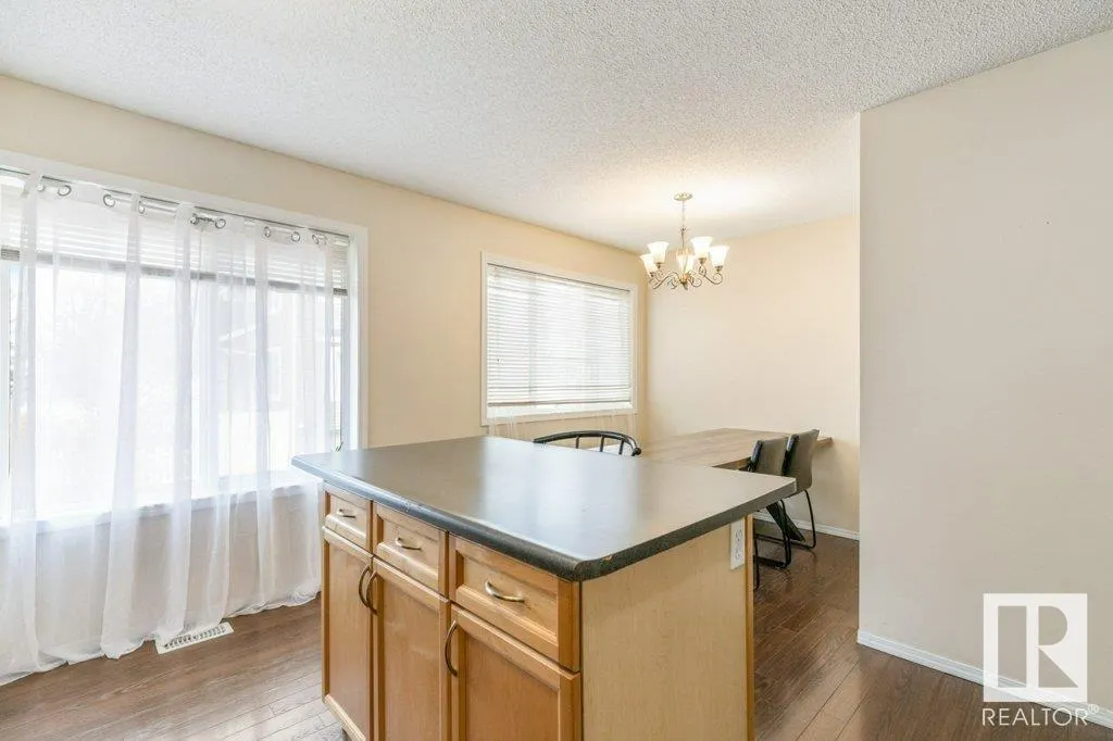 3075 TRELLE Crescent