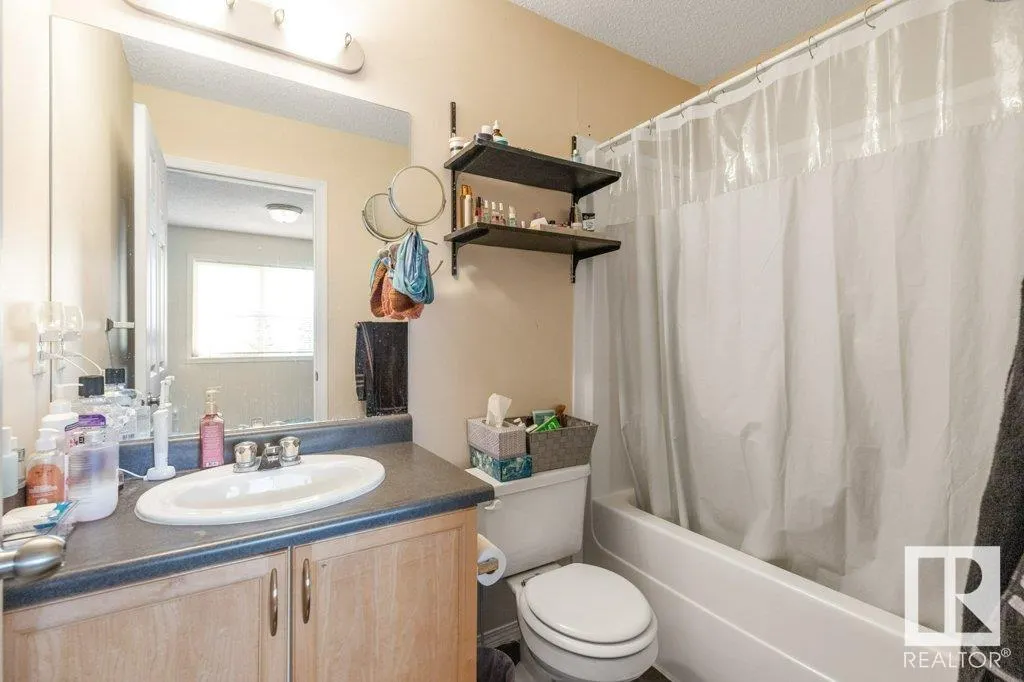 3075 TRELLE Crescent