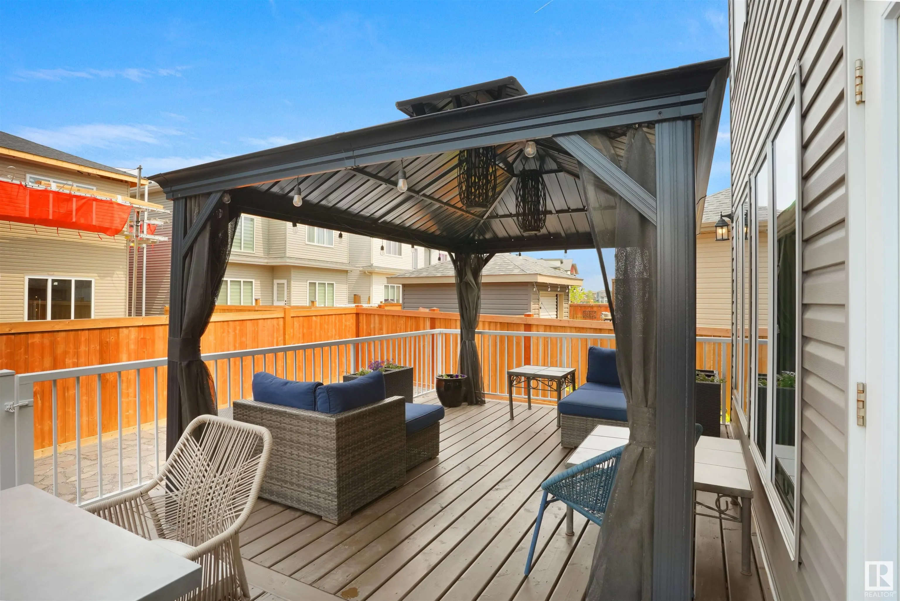 12 CALEDONIA Court