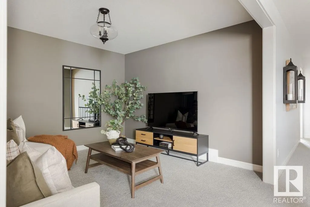 210 SEDUM Way