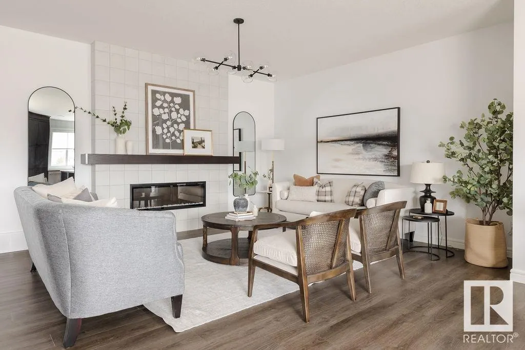 210 SEDUM Way