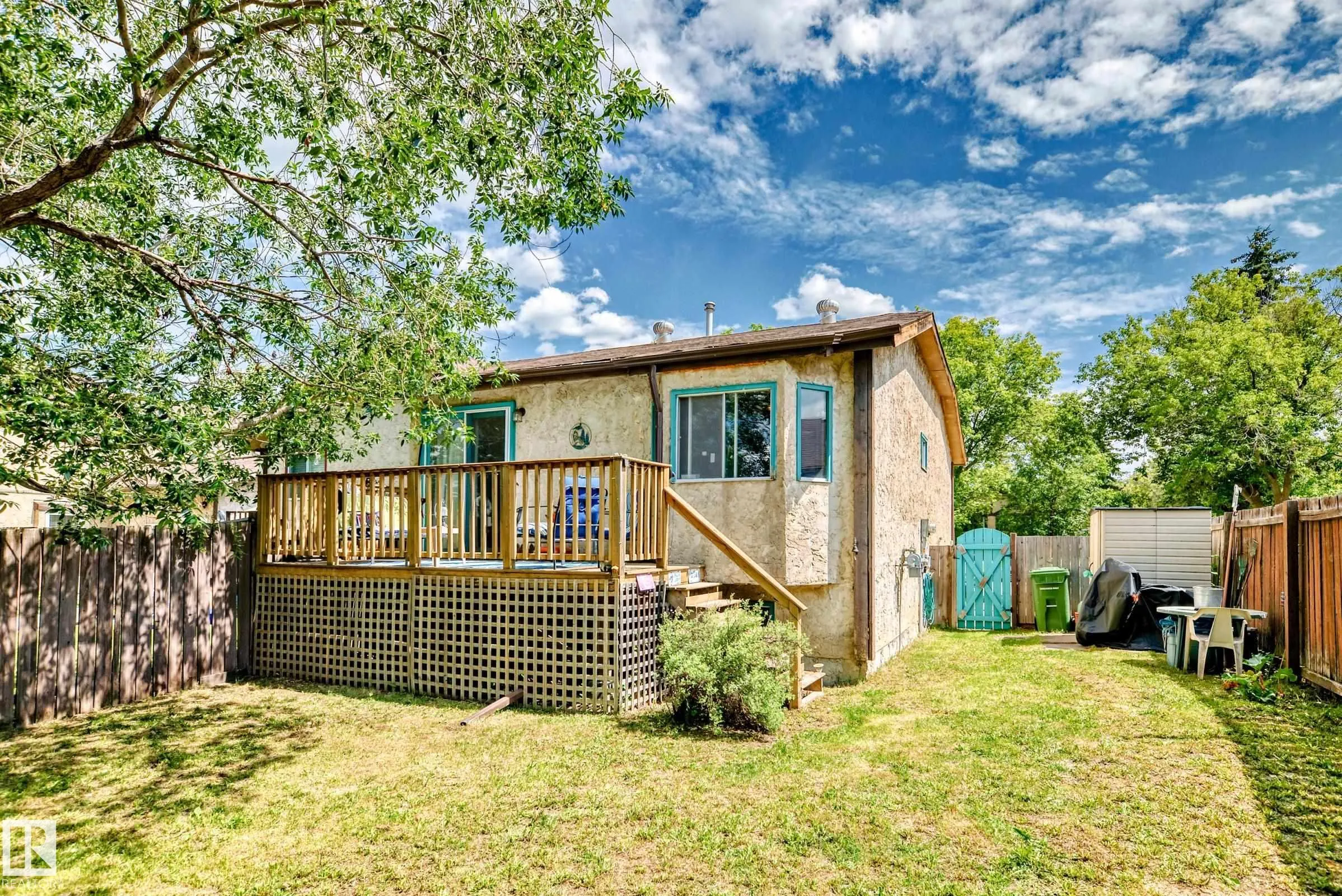 4 FRANKLIN Place