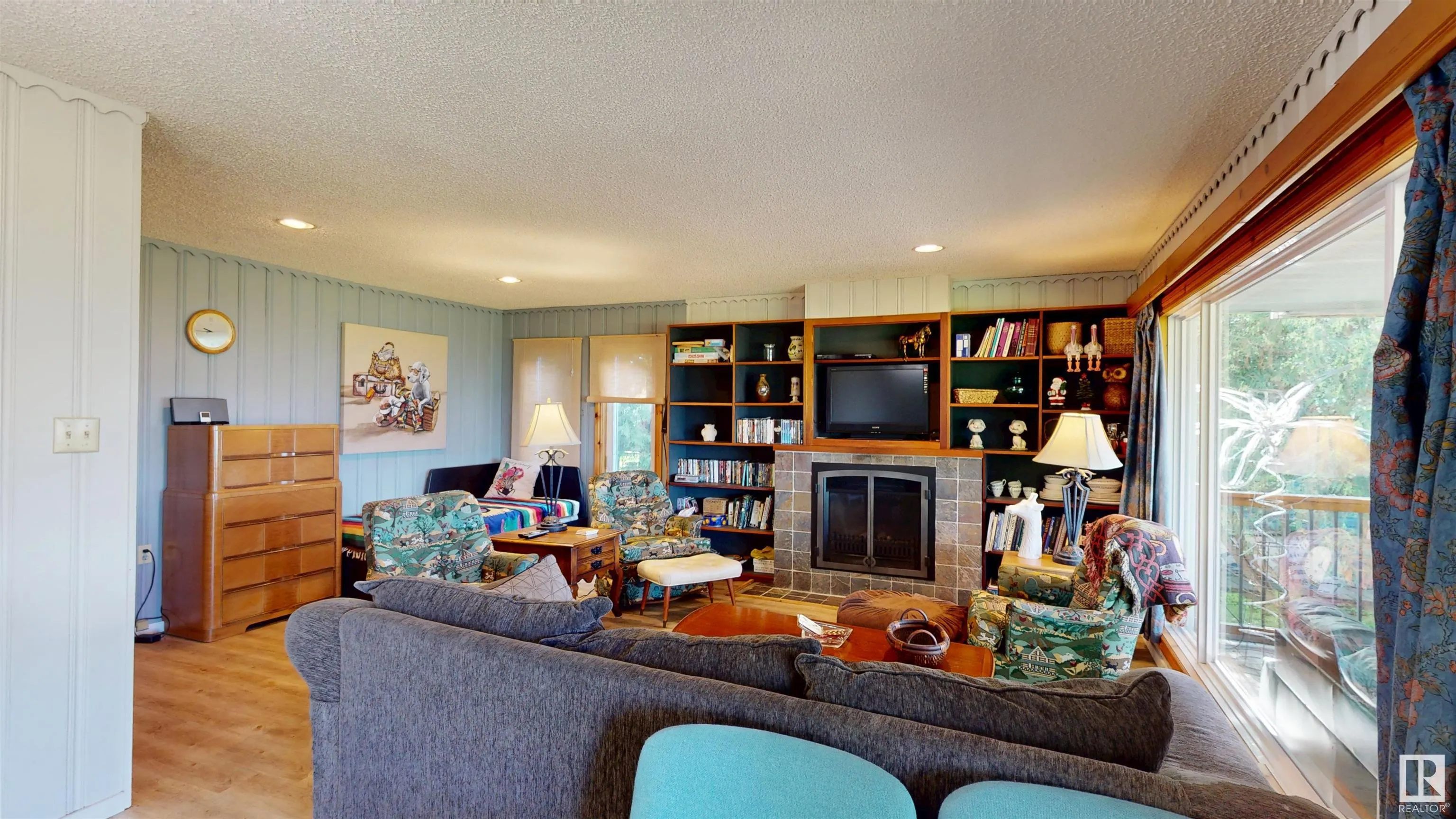 12 53026 RGE ROAD 43