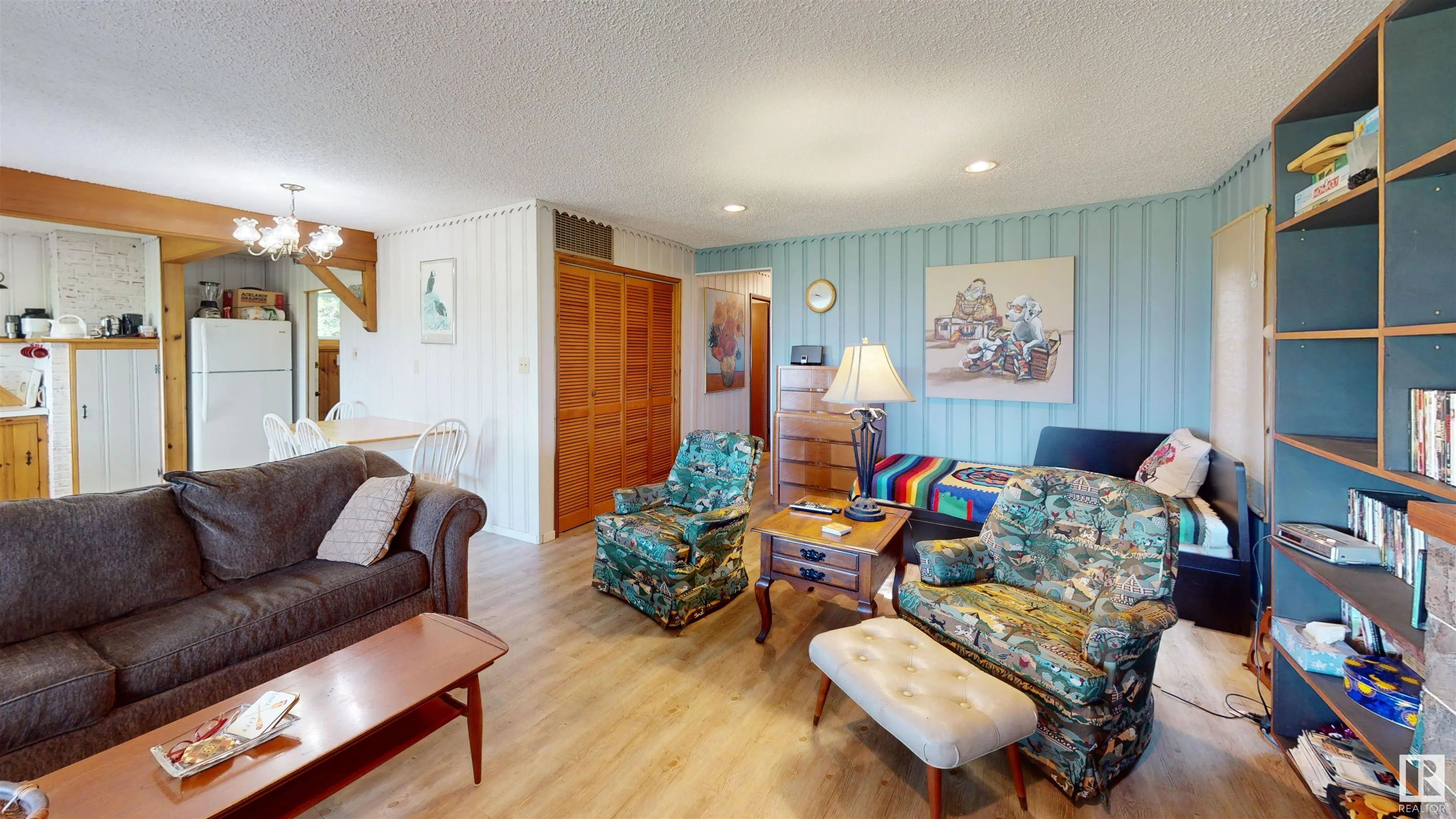 12 53026 RGE ROAD 43
