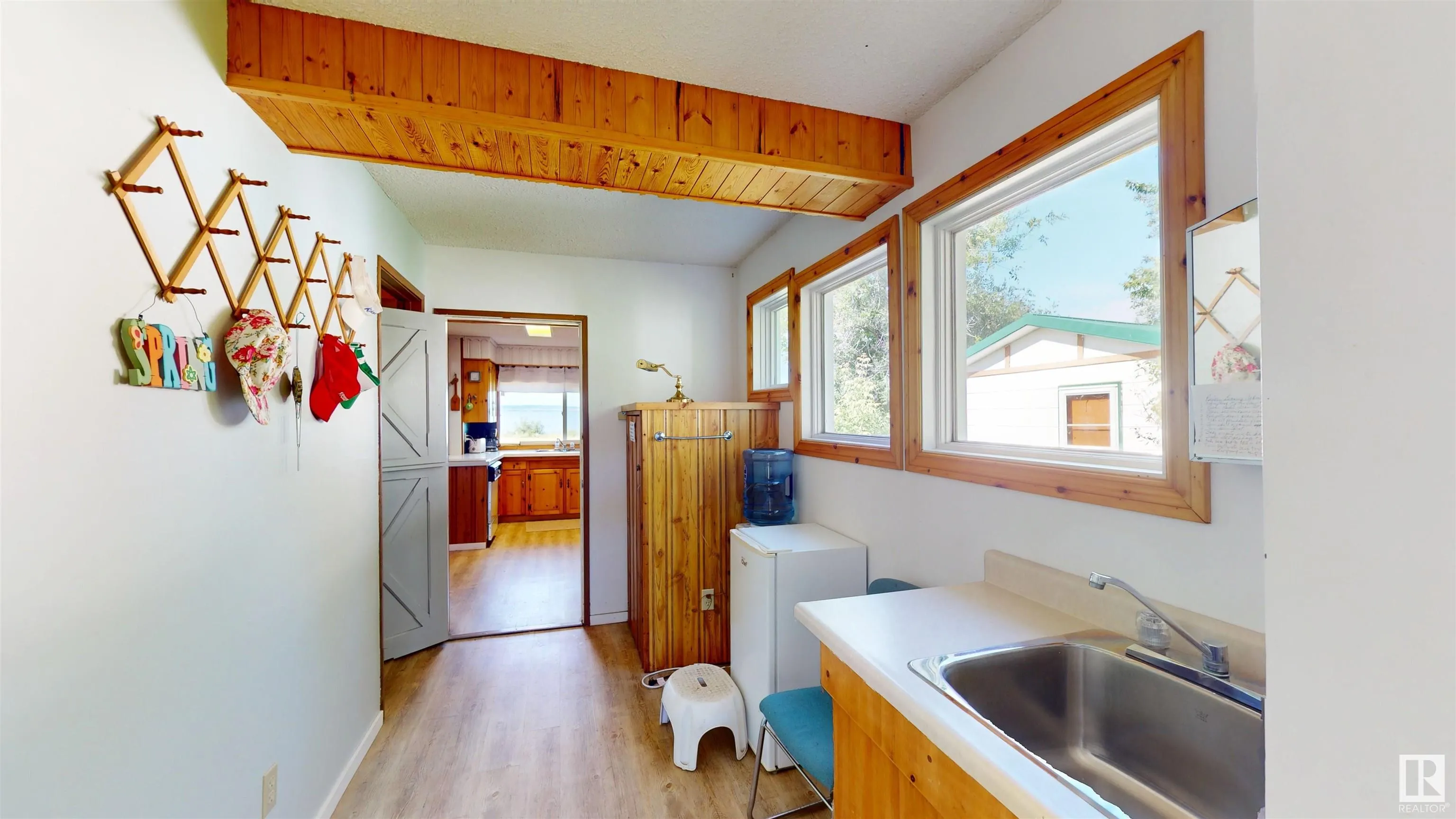 12 53026 RGE ROAD 43