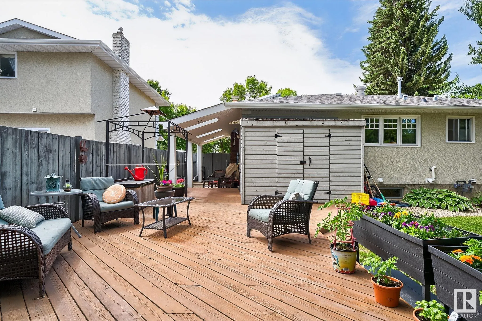 42 GREENBRIER Crescent