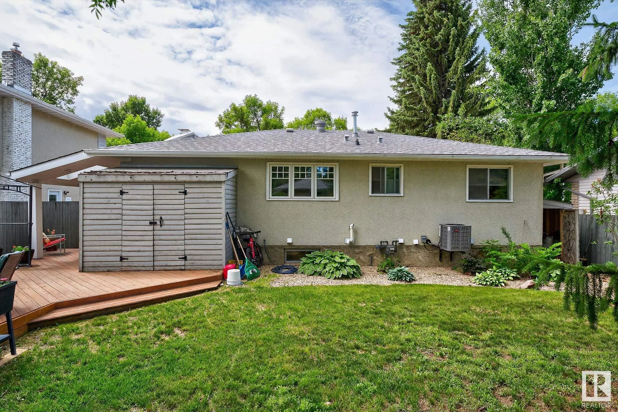42 GREENBRIER Crescent