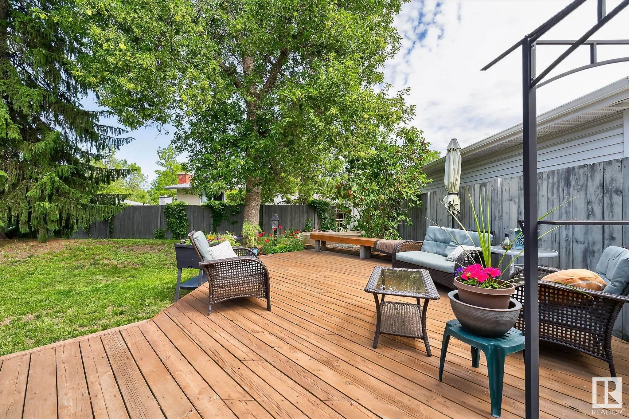 42 GREENBRIER Crescent