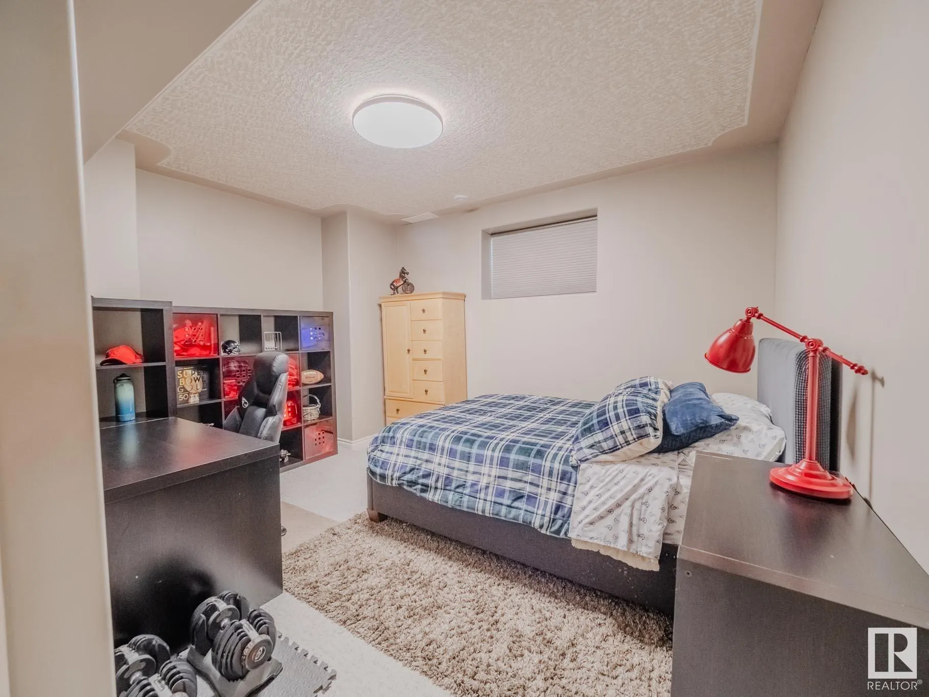 301 ESTATE Drive