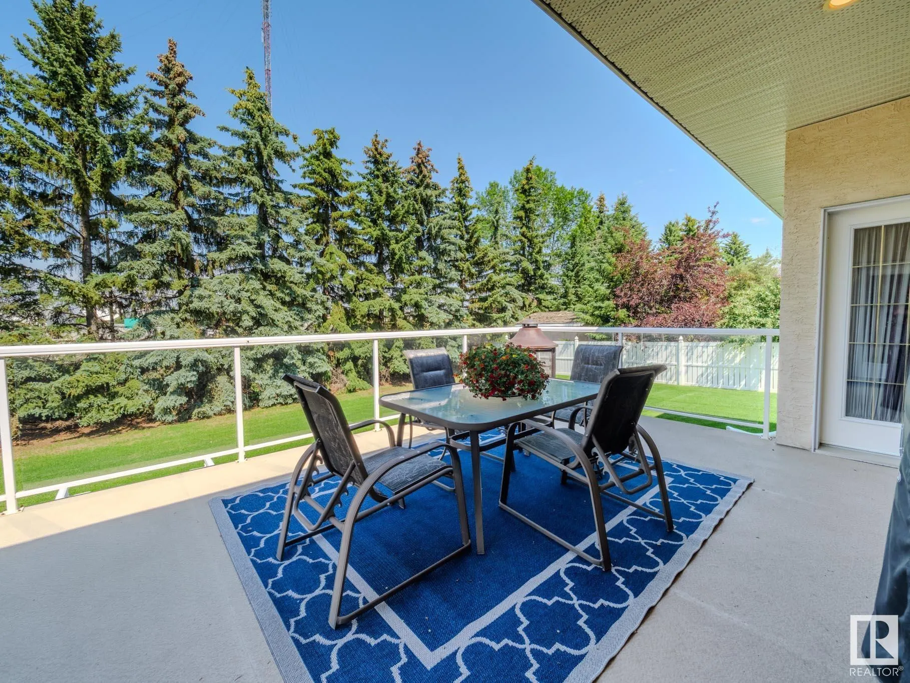 301 ESTATE Drive