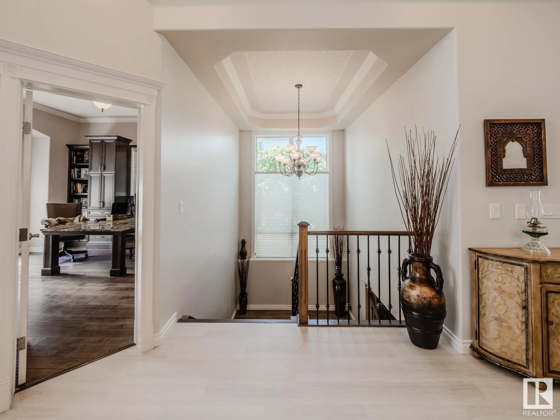 301 ESTATE Drive