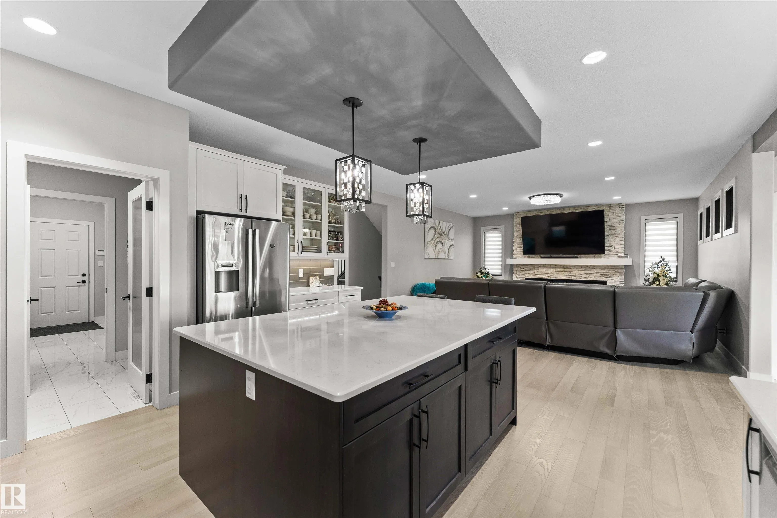 6813 KNOX Loop