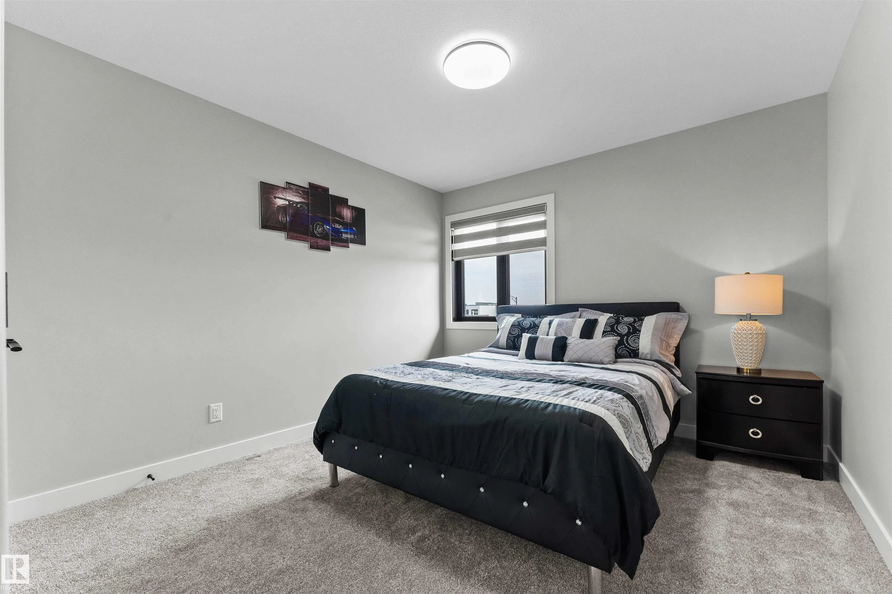 6813 KNOX Loop