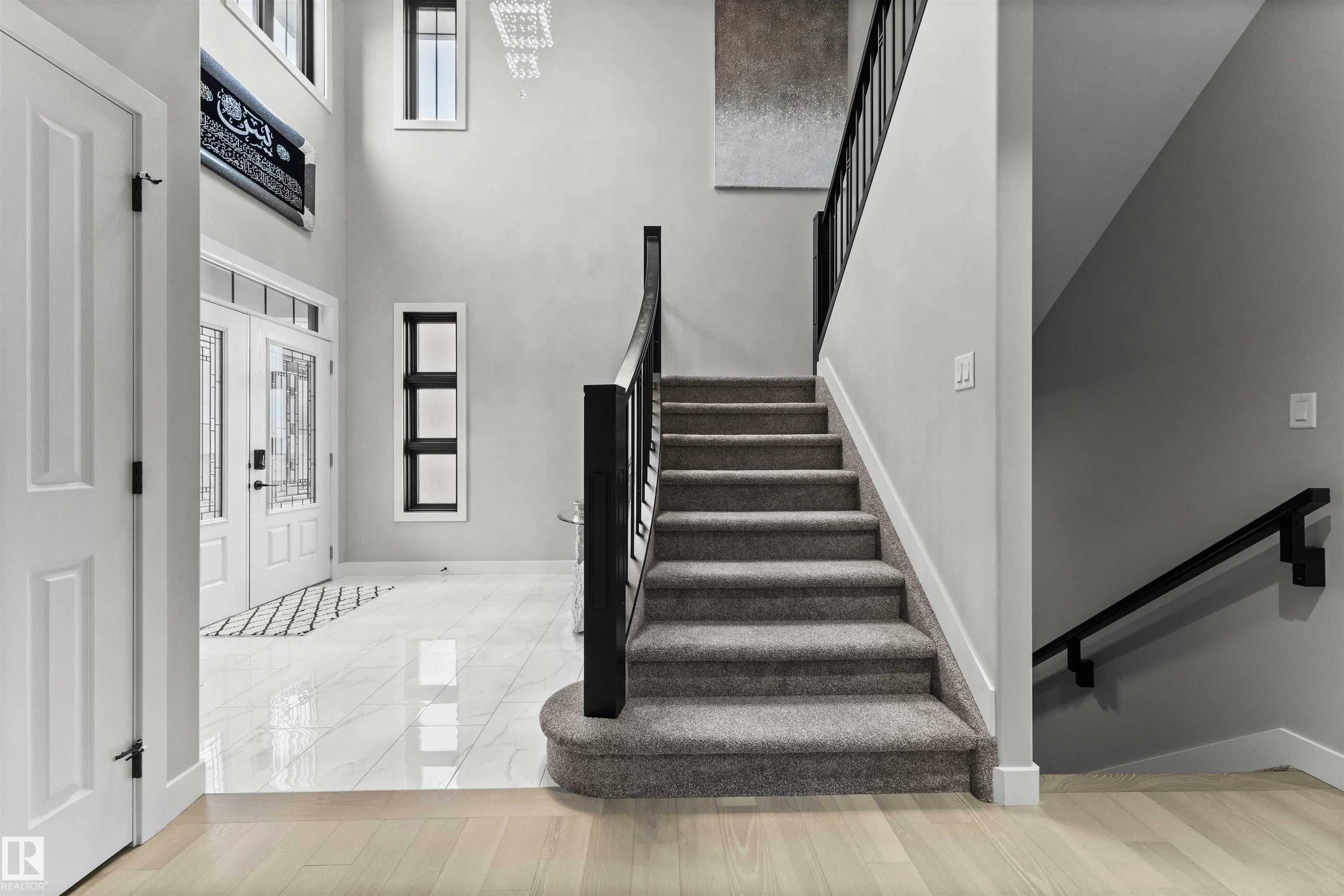 6813 KNOX Loop