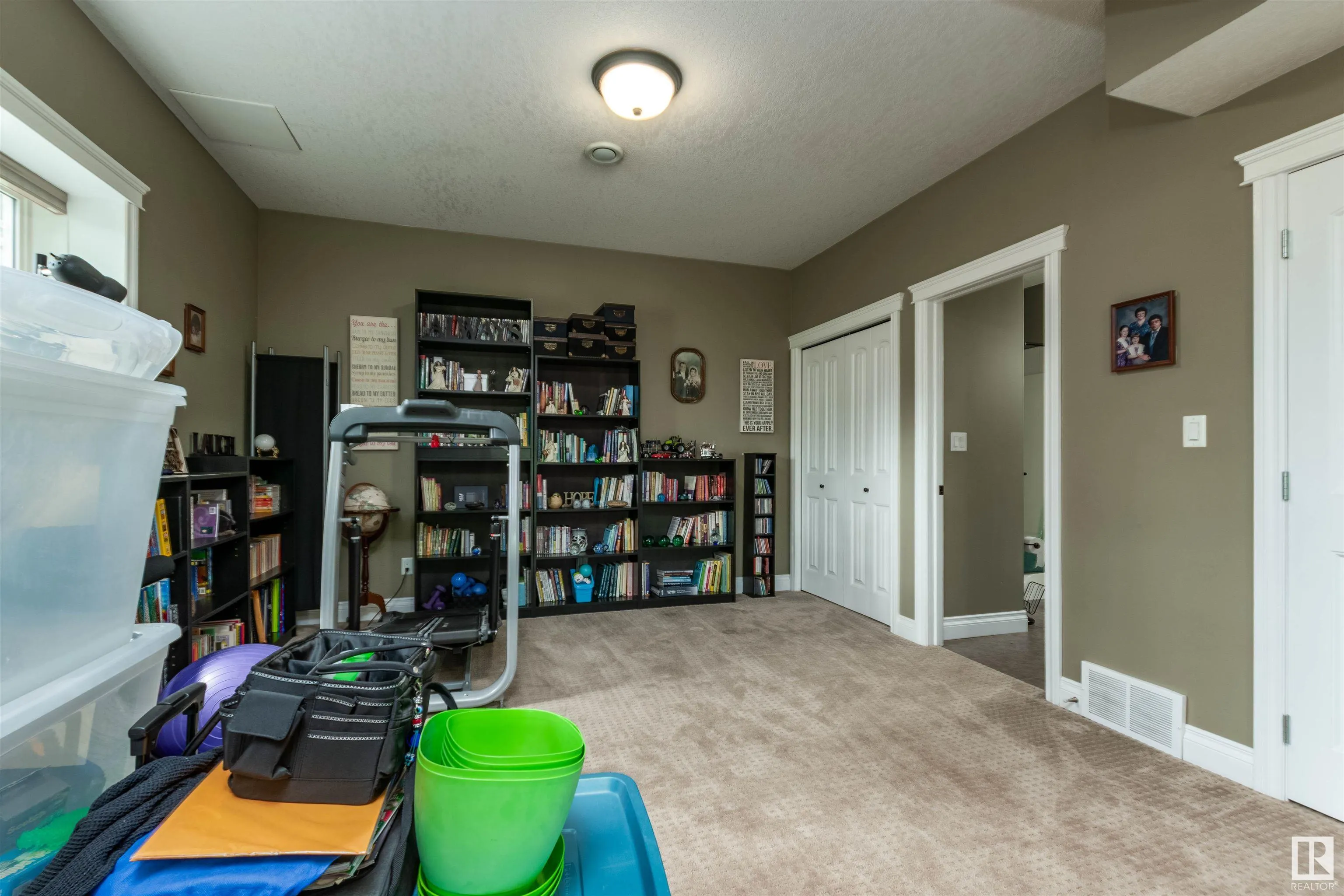 22106 SOUTH COOKING LAKE Road