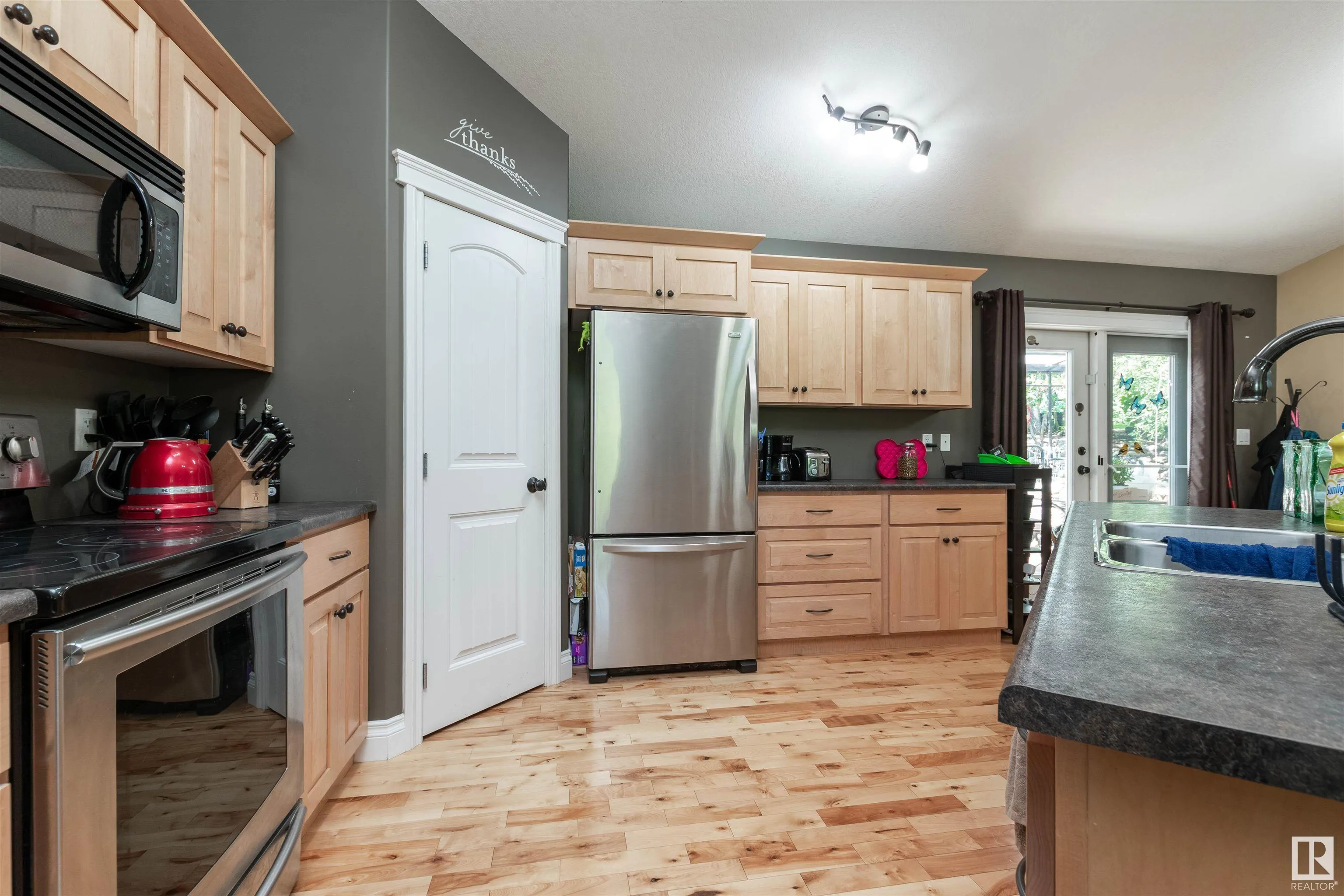22106 SOUTH COOKING LAKE Road