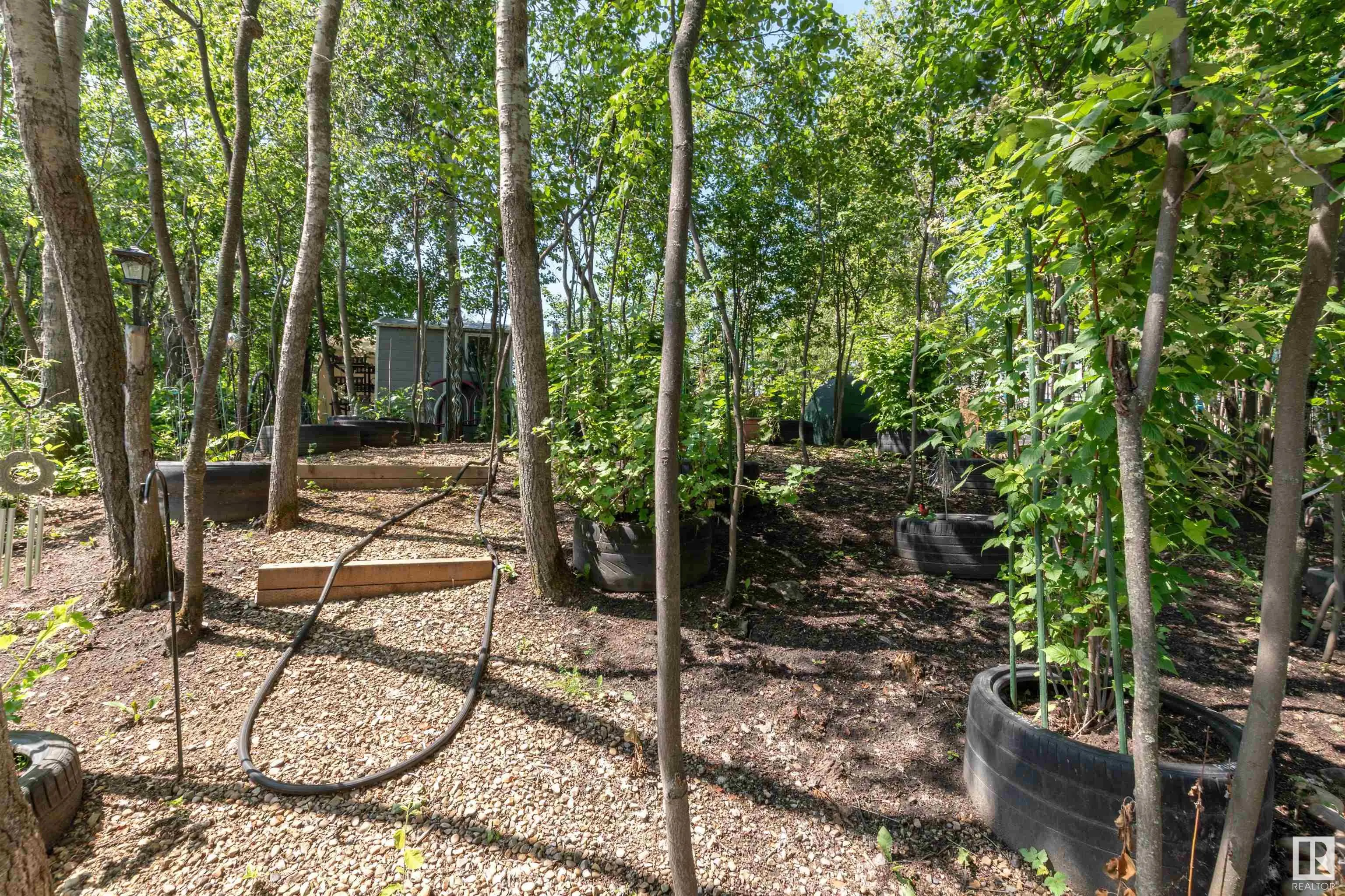 22106 SOUTH COOKING LAKE Road