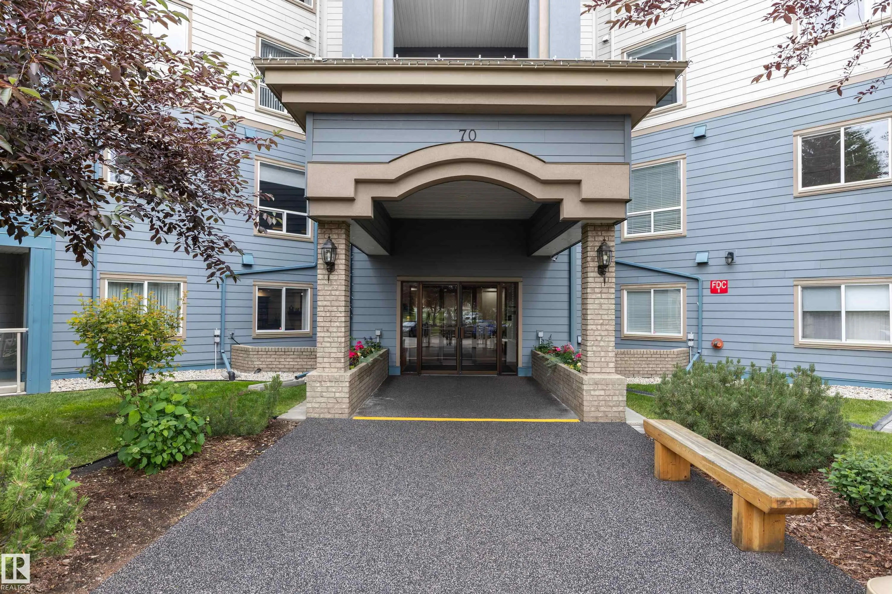 70 Crystal Lane